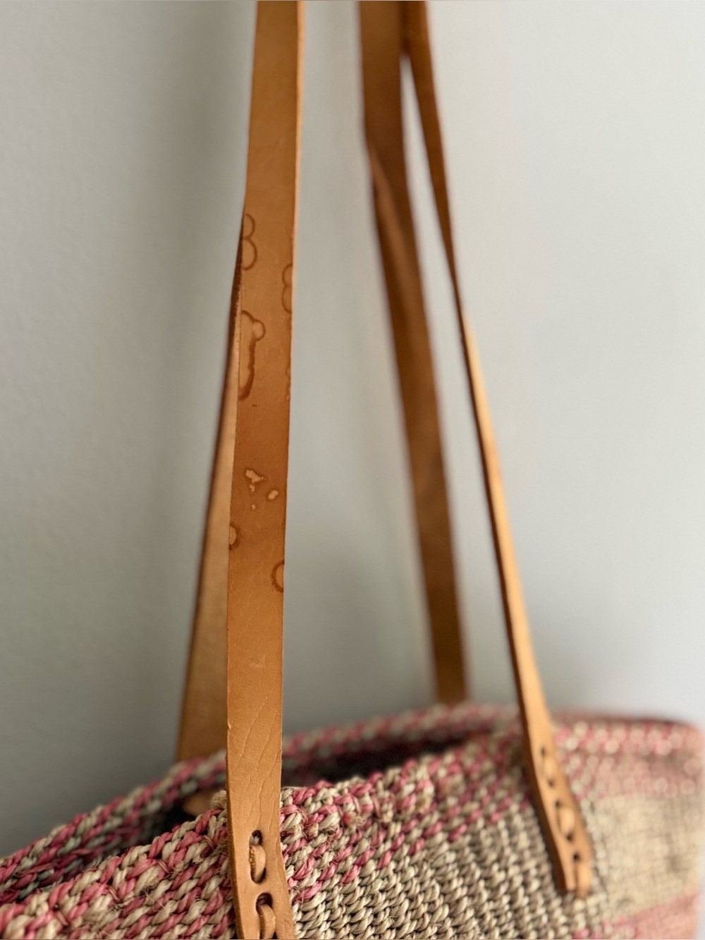 Vintage Woven Sisal Tote Bag with Stripes - Picture 4 of 9